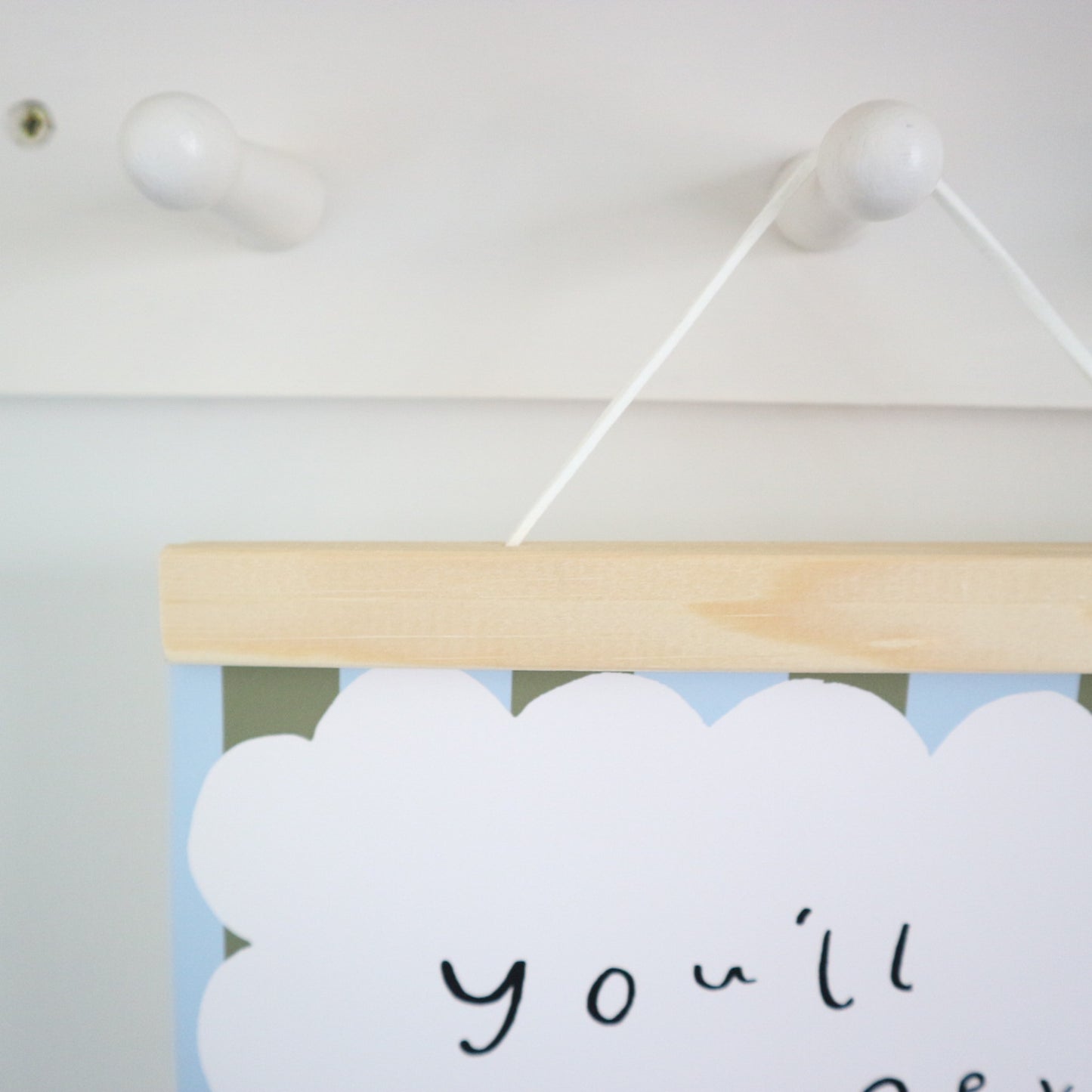 Magnetic picture hanger - A4 size