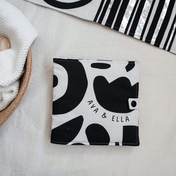 Personalised fold-out tummy time sensory book