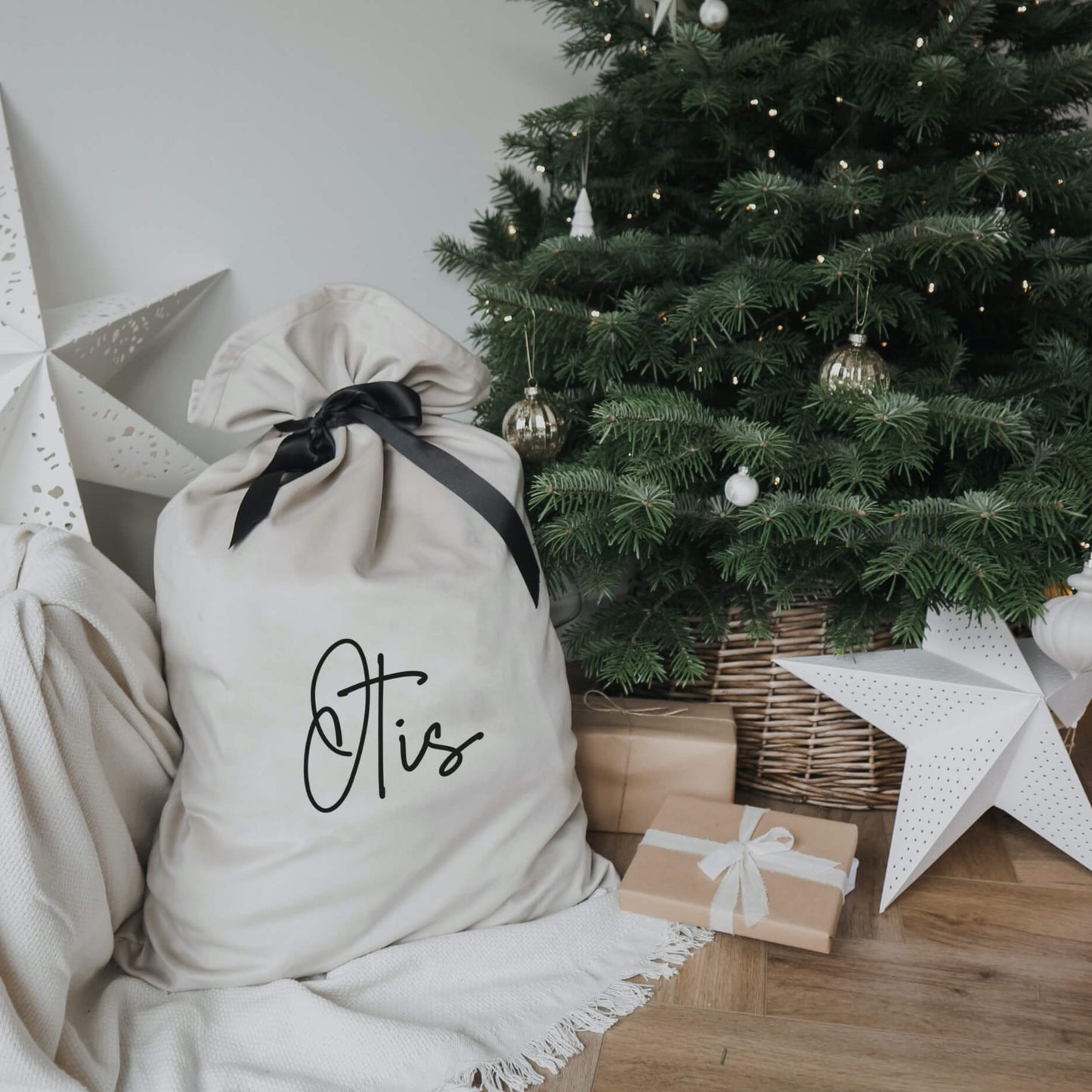 Personalised velvet Christmas sack – Paper and Wool